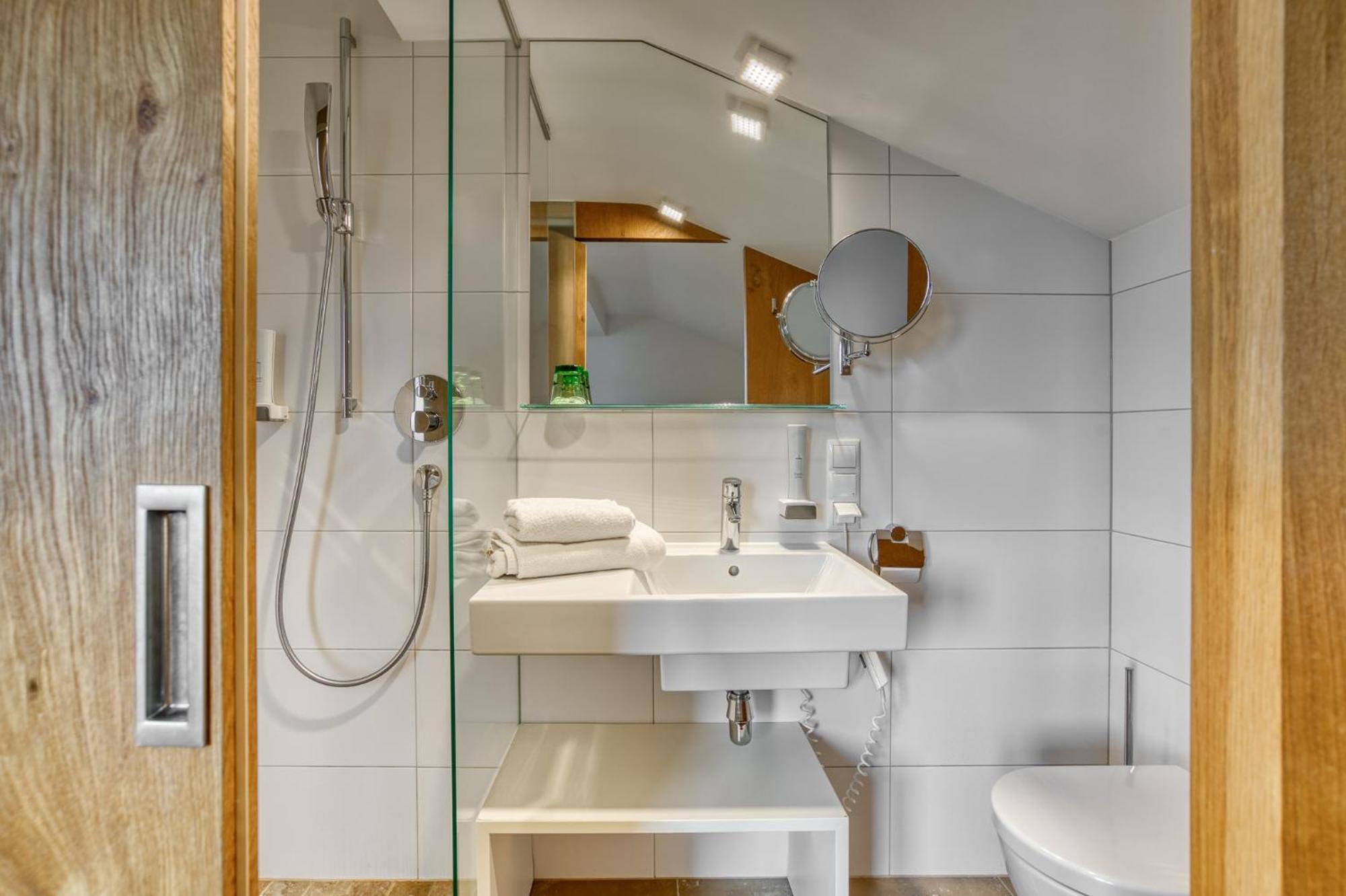 Hotel Wirtshaus Sattlerwirt Ebbs Kamer foto