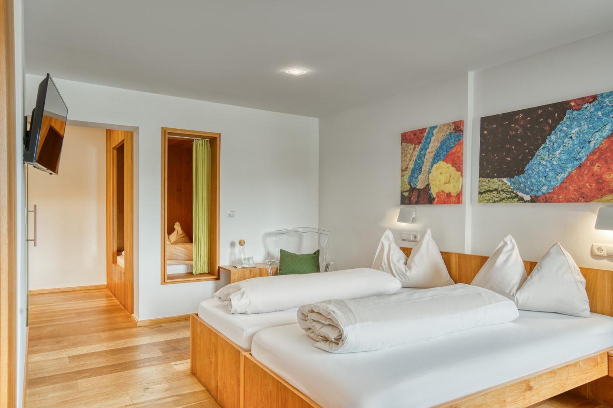 Hotel Wirtshaus Sattlerwirt Ebbs Buitenkant foto